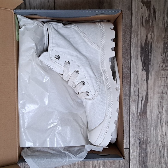 Palladium Women's Pampa Hi White Boots Size 7.5 - Picture 5 of 7